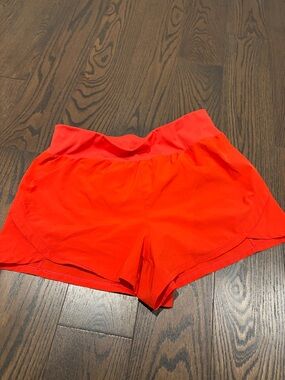 Women’s Performance Shorts in Red